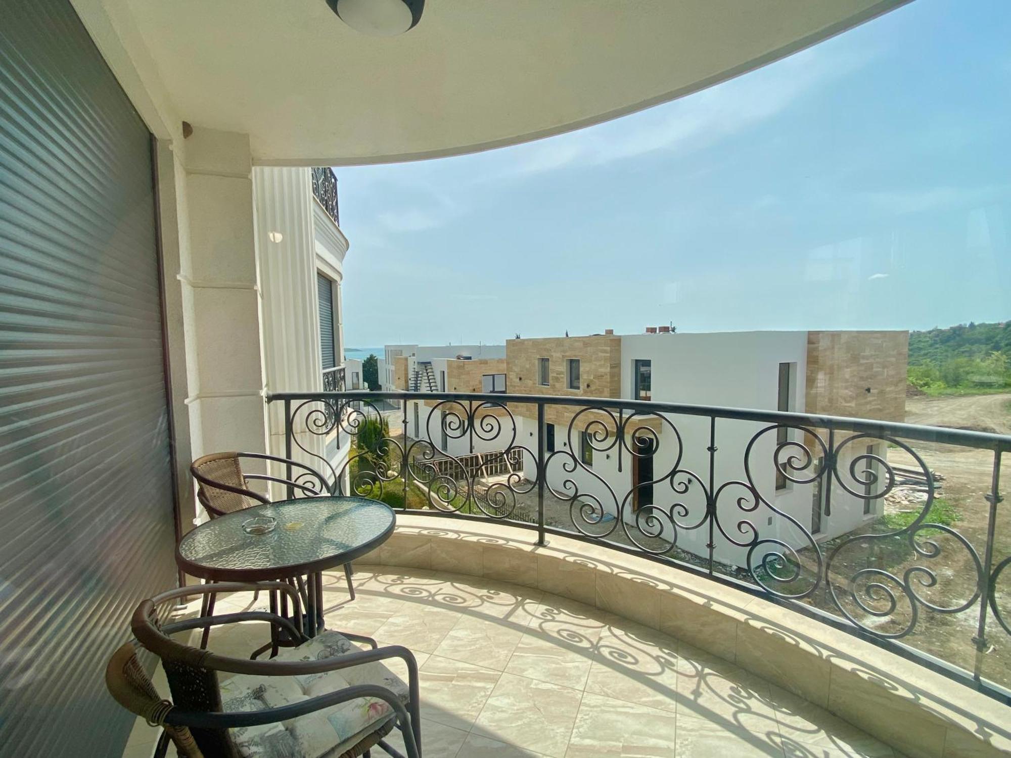 Apartments In Complex Sunny Island Deluxe Chernomorets Ngoại thất bức ảnh
